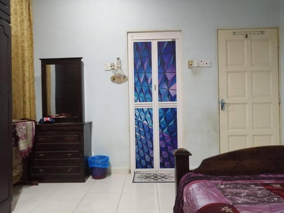 Sri Wang Homestay @ Арау Екстериор снимка